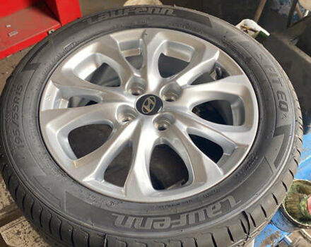 Черный Хендай Акцент, объемом двигателя 1.59 л и пробегом 175 тыс. км за 6300 $, фото 42 на Automoto.ua