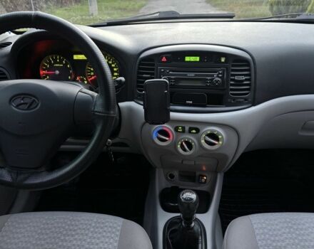 Чорний Хендай Акцент, об'ємом двигуна 1.4 л та пробігом 152 тис. км за 5300 $, фото 18 на Automoto.ua