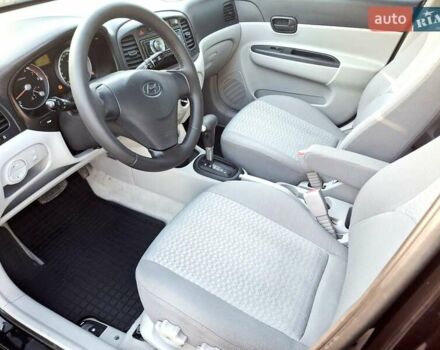 Черный Хендай Акцент, объемом двигателя 1.4 л и пробегом 157 тыс. км за 6200 $, фото 4 на Automoto.ua