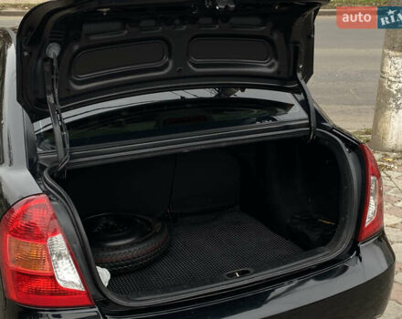 Черный Хендай Акцент, объемом двигателя 1.4 л и пробегом 215 тыс. км за 4799 $, фото 14 на Automoto.ua