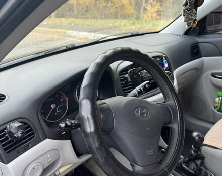 Черный Хендай Акцент, объемом двигателя 1.49 л и пробегом 247 тыс. км за 5200 $, фото 7 на Automoto.ua