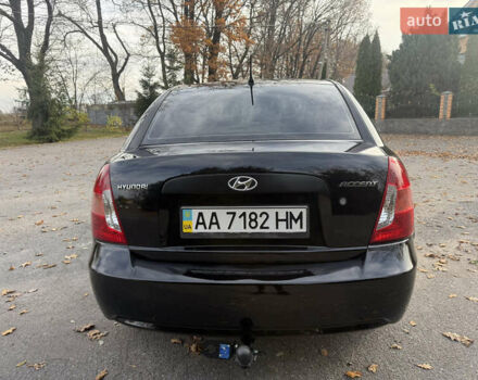 Черный Хендай Акцент, объемом двигателя 1.4 л и пробегом 257 тыс. км за 3000 $, фото 6 на Automoto.ua