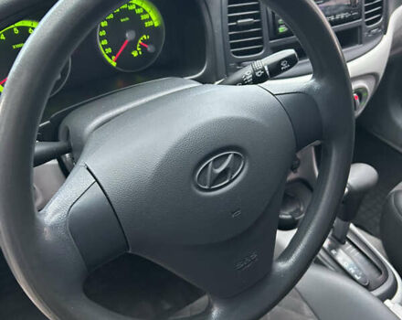 Чорний Хендай Акцент, об'ємом двигуна 1.4 л та пробігом 250 тис. км за 4800 $, фото 10 на Automoto.ua