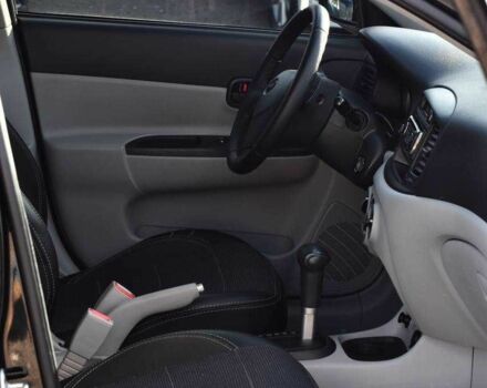 Чорний Хендай Акцент, об'ємом двигуна 1.4 л та пробігом 193 тис. км за 5799 $, фото 11 на Automoto.ua