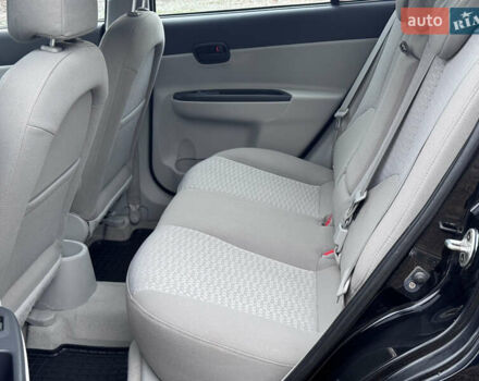 Черный Хендай Акцент, объемом двигателя 1.4 л и пробегом 139 тыс. км за 5999 $, фото 71 на Automoto.ua