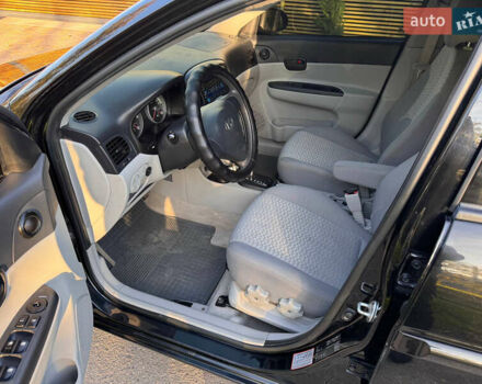 Черный Хендай Акцент, объемом двигателя 1.4 л и пробегом 128 тыс. км за 5800 $, фото 37 на Automoto.ua