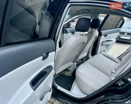 Черный Хендай Акцент, объемом двигателя 1.4 л и пробегом 221 тыс. км за 4950 $, фото 33 на Automoto.ua