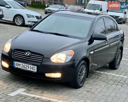Черный Хендай Акцент, объемом двигателя 1.4 л и пробегом 221 тыс. км за 4950 $, фото 13 на Automoto.ua