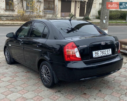 Черный Хендай Акцент, объемом двигателя 1.4 л и пробегом 215 тыс. км за 4799 $, фото 5 на Automoto.ua