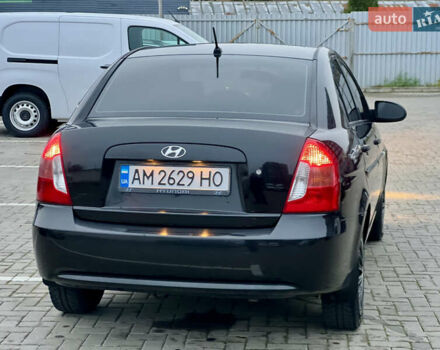 Черный Хендай Акцент, объемом двигателя 1.4 л и пробегом 221 тыс. км за 4950 $, фото 7 на Automoto.ua