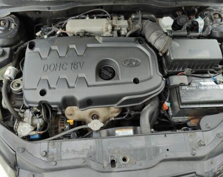 Черный Хендай Акцент, объемом двигателя 1.6 л и пробегом 188 тыс. км за 5700 $, фото 5 на Automoto.ua