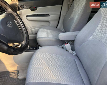 Черный Хендай Акцент, объемом двигателя 1.4 л и пробегом 128 тыс. км за 5800 $, фото 42 на Automoto.ua