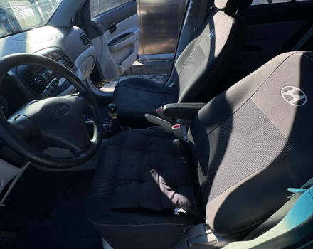 Черный Хендай Акцент, объемом двигателя 1.4 л и пробегом 210 тыс. км за 4050 $, фото 10 на Automoto.ua