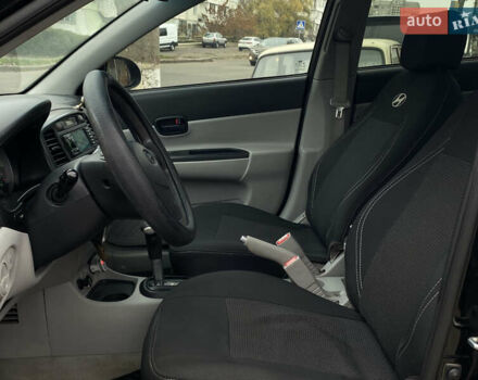 Черный Хендай Акцент, объемом двигателя 1.4 л и пробегом 215 тыс. км за 4799 $, фото 10 на Automoto.ua