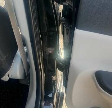 Черный Хендай Акцент, объемом двигателя 1.49 л и пробегом 204 тыс. км за 5280 $, фото 13 на Automoto.ua