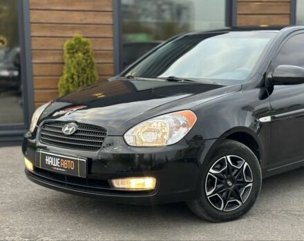 Чорний Хендай Акцент, об'ємом двигуна 1.4 л та пробігом 250 тис. км за 5100 $, фото 1 на Automoto.ua