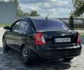 Черный Хендай Акцент, объемом двигателя 1.4 л и пробегом 205 тыс. км за 5450 $, фото 3 на Automoto.ua