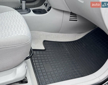 Черный Хендай Акцент, объемом двигателя 1.4 л и пробегом 139 тыс. км за 5999 $, фото 35 на Automoto.ua