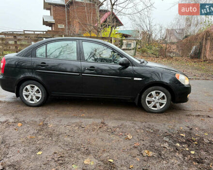 Черный Хендай Акцент, объемом двигателя 1.4 л и пробегом 165 тыс. км за 5390 $, фото 3 на Automoto.ua