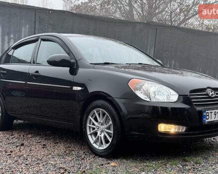 Черный Хендай Акцент, объемом двигателя 1.4 л и пробегом 139 тыс. км за 5999 $, фото 6 на Automoto.ua