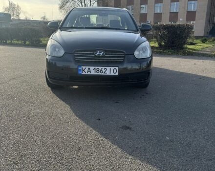 Черный Хендай Акцент, объемом двигателя 1.4 л и пробегом 300 тыс. км за 3300 $, фото 5 на Automoto.ua