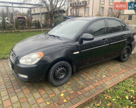 Черный Хендай Акцент, объемом двигателя 1.4 л и пробегом 257 тыс. км за 3500 $, фото 5 на Automoto.ua