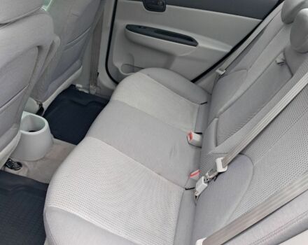 Черный Хендай Акцент, объемом двигателя 1.6 л и пробегом 182 тыс. км за 5200 $, фото 12 на Automoto.ua