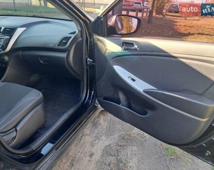 Хендай Акцент 2011 у Києві на Automoto.ua Чорний Хендай Акцент, об'ємом двигуна 1.6 л та пробігом 114 тис. км за 7999 $, фото 16 на Automoto.ua