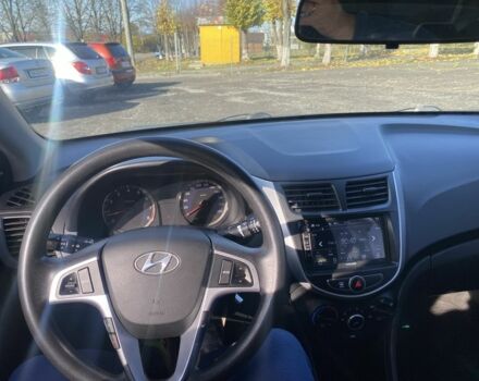 Черный Хендай Акцент, объемом двигателя 1.4 л и пробегом 213 тыс. км за 6250 $, фото 5 на Automoto.ua