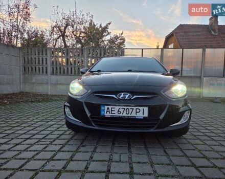 Хендай Акцент 2011 у Києві на Automoto.ua Чорний Хендай Акцент, об'ємом двигуна 1.6 л та пробігом 114 тис. км за 7999 $, фото 8 на Automoto.ua