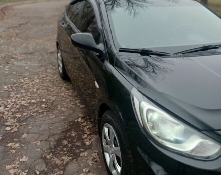 Черный Хендай Акцент, объемом двигателя 1.4 л и пробегом 180 тыс. км за 6800 $, фото 3 на Automoto.ua