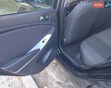 Черный Хендай Акцент, объемом двигателя 1.59 л и пробегом 114 тыс. км за 7150 $, фото 12 на Automoto.ua