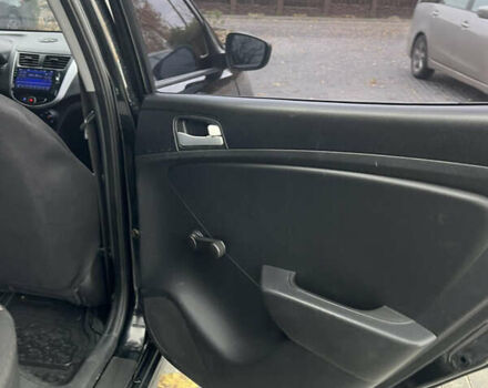 Хендай Акцент 2011 в Полтаве на Automoto.ua Черный Хендай Акцент, объемом двигателя 1.4 л и пробегом 186 тыс. км за 5999 $, фото 29 на Automoto.ua