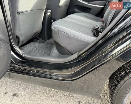 Черный Хендай Акцент, объемом двигателя 1.4 л и пробегом 117 тыс. км за 7500 $, фото 12 на Automoto.ua