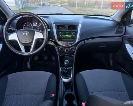 Черный Хендай Акцент, объемом двигателя 1.4 л и пробегом 87 тыс. км за 7250 $, фото 14 на Automoto.ua