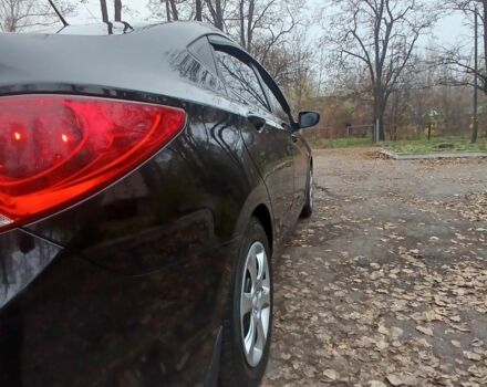 Черный Хендай Акцент, объемом двигателя 1.4 л и пробегом 180 тыс. км за 6800 $, фото 1 на Automoto.ua