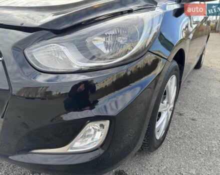 Черный Хендай Акцент, объемом двигателя 1.4 л и пробегом 117 тыс. км за 7500 $, фото 5 на Automoto.ua