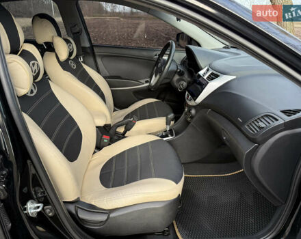 Черный Хендай Акцент, объемом двигателя 1.4 л и пробегом 120 тыс. км за 7900 $, фото 28 на Automoto.ua