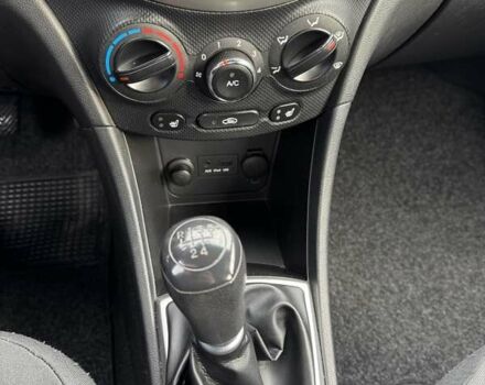 Черный Хендай Акцент, объемом двигателя 1.4 л и пробегом 117 тыс. км за 7500 $, фото 23 на Automoto.ua