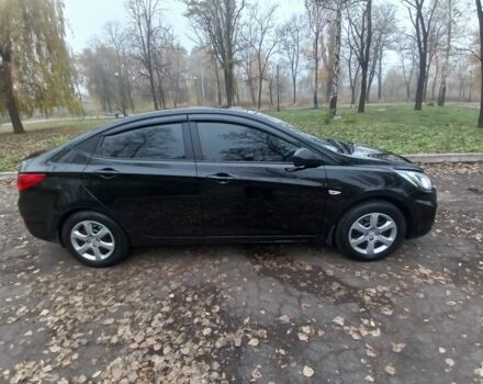 Черный Хендай Акцент, объемом двигателя 1.4 л и пробегом 180 тыс. км за 6800 $, фото 2 на Automoto.ua