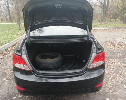 Черный Хендай Акцент, объемом двигателя 1.4 л и пробегом 180 тыс. км за 6800 $, фото 7 на Automoto.ua