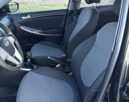 Черный Хендай Акцент, объемом двигателя 1.4 л и пробегом 87 тыс. км за 7250 $, фото 16 на Automoto.ua