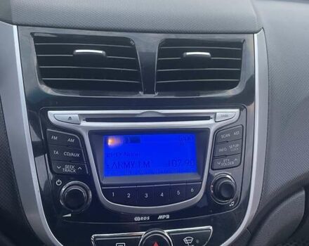 Чорний Хендай Акцент, об'ємом двигуна 1.4 л та пробігом 209 тис. км за 7500 $, фото 4 на Automoto.ua