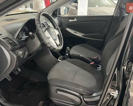 Чорний Хендай Акцент, об'ємом двигуна 1.4 л та пробігом 231 тис. км за 5443 $, фото 16 на Automoto.ua