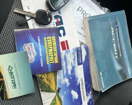 Чорний Хендай Акцент, об'ємом двигуна 1.4 л та пробігом 141 тис. км за 7500 $, фото 4 на Automoto.ua