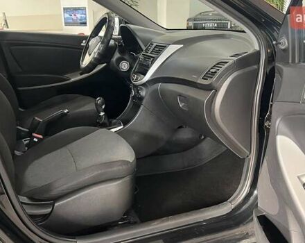 Чорний Хендай Акцент, об'ємом двигуна 1.4 л та пробігом 231 тис. км за 5443 $, фото 8 на Automoto.ua