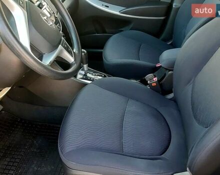 Черный Хендай Акцент, объемом двигателя 1.4 л и пробегом 95 тыс. км за 8900 $, фото 5 на Automoto.ua