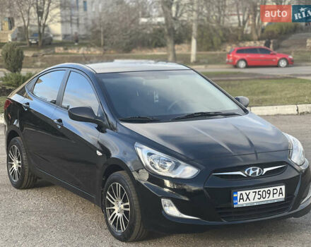 Черный Хендай Акцент, объемом двигателя 1.4 л и пробегом 141 тыс. км за 7500 $, фото 8 на Automoto.ua