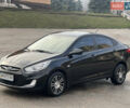Черный Хендай Акцент, объемом двигателя 1.4 л и пробегом 141 тыс. км за 7650 $, фото 6 на Automoto.ua
