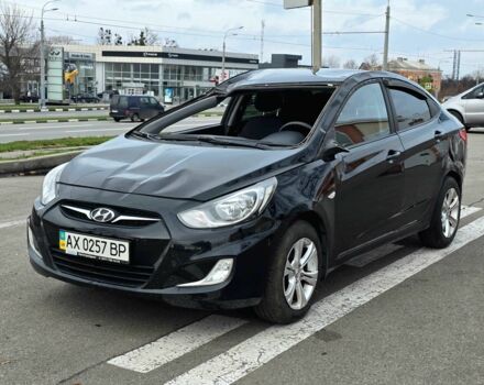 Черный Хендай Акцент, объемом двигателя 1.4 л и пробегом 160 тыс. км за 2700 $, фото 2 на Automoto.ua